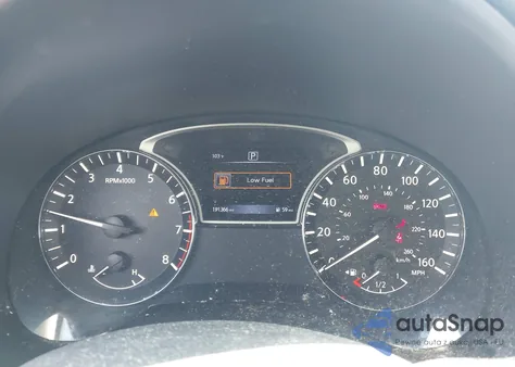 2016 Nissan Altima 2.5/2.5 S/2.5 Sl/2.5 Sr/2.5 Sv z USA, uszkodzony, nr VIN 1N4AL3AP1GN306300